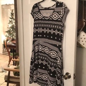 Plus size black and white tribal print dress